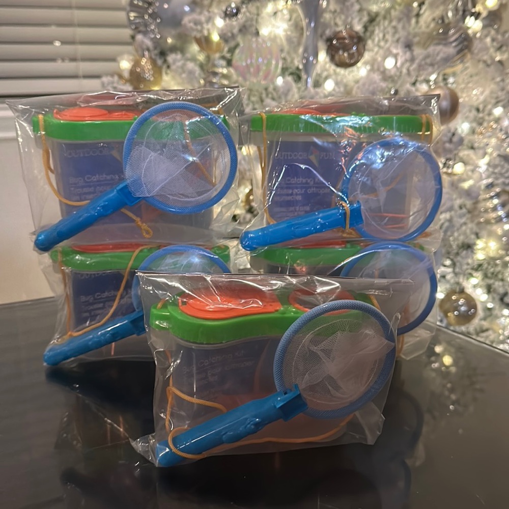 Outdoor Fun Bug Catching Kit Insects Toy lot of 4